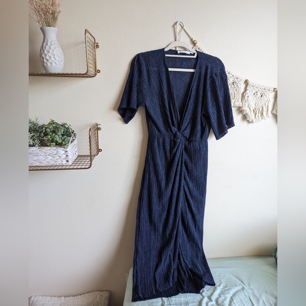 All in Favor front knot midi dress navy, XS